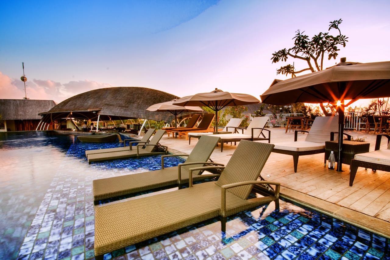 Fox Hotel Jimbaran Beach Bali Exterior foto
