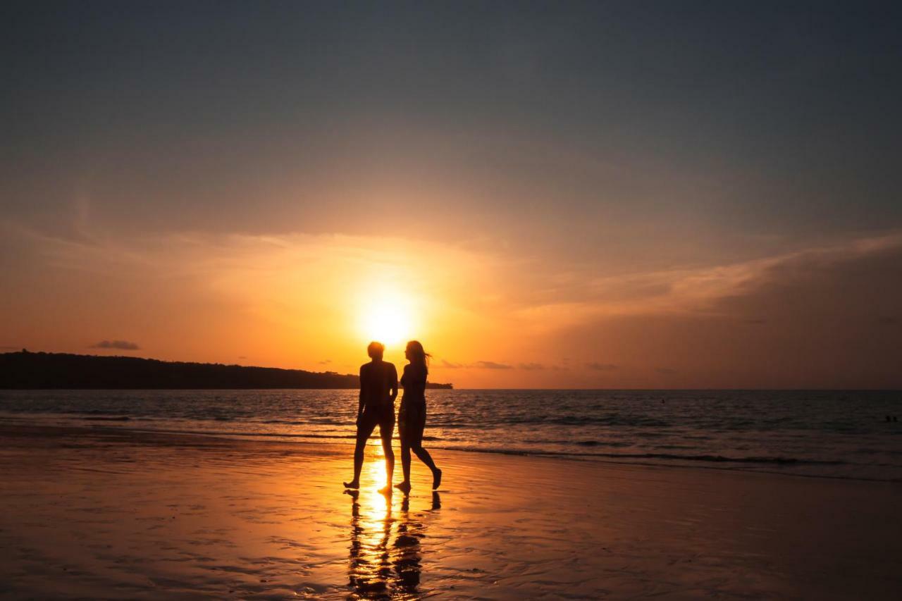 Fox Hotel Jimbaran Beach Bali Exterior foto