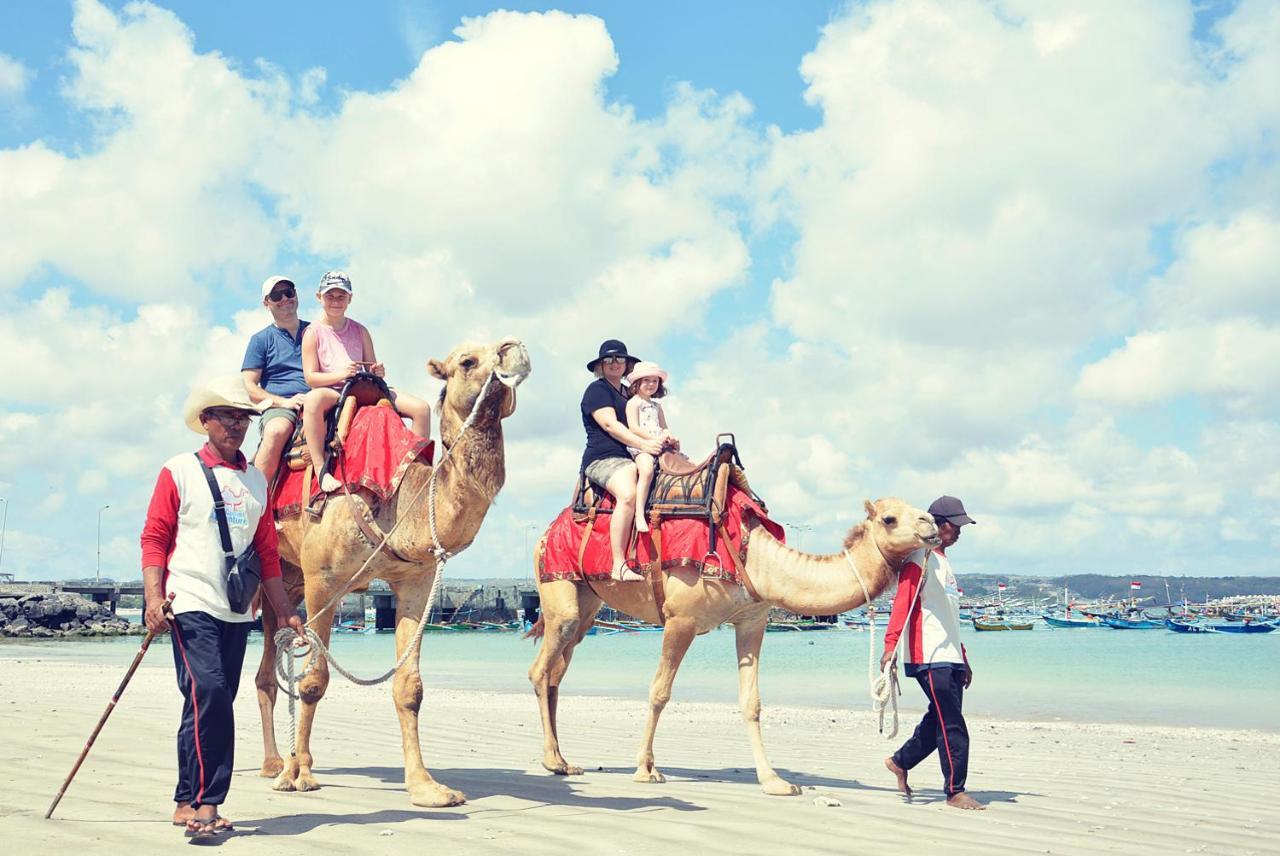 Fox Hotel Jimbaran Beach Bali Exterior foto